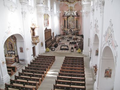dom-innen