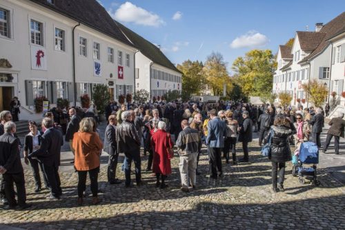 103_k_3459_apero_auf_dem_domplatz